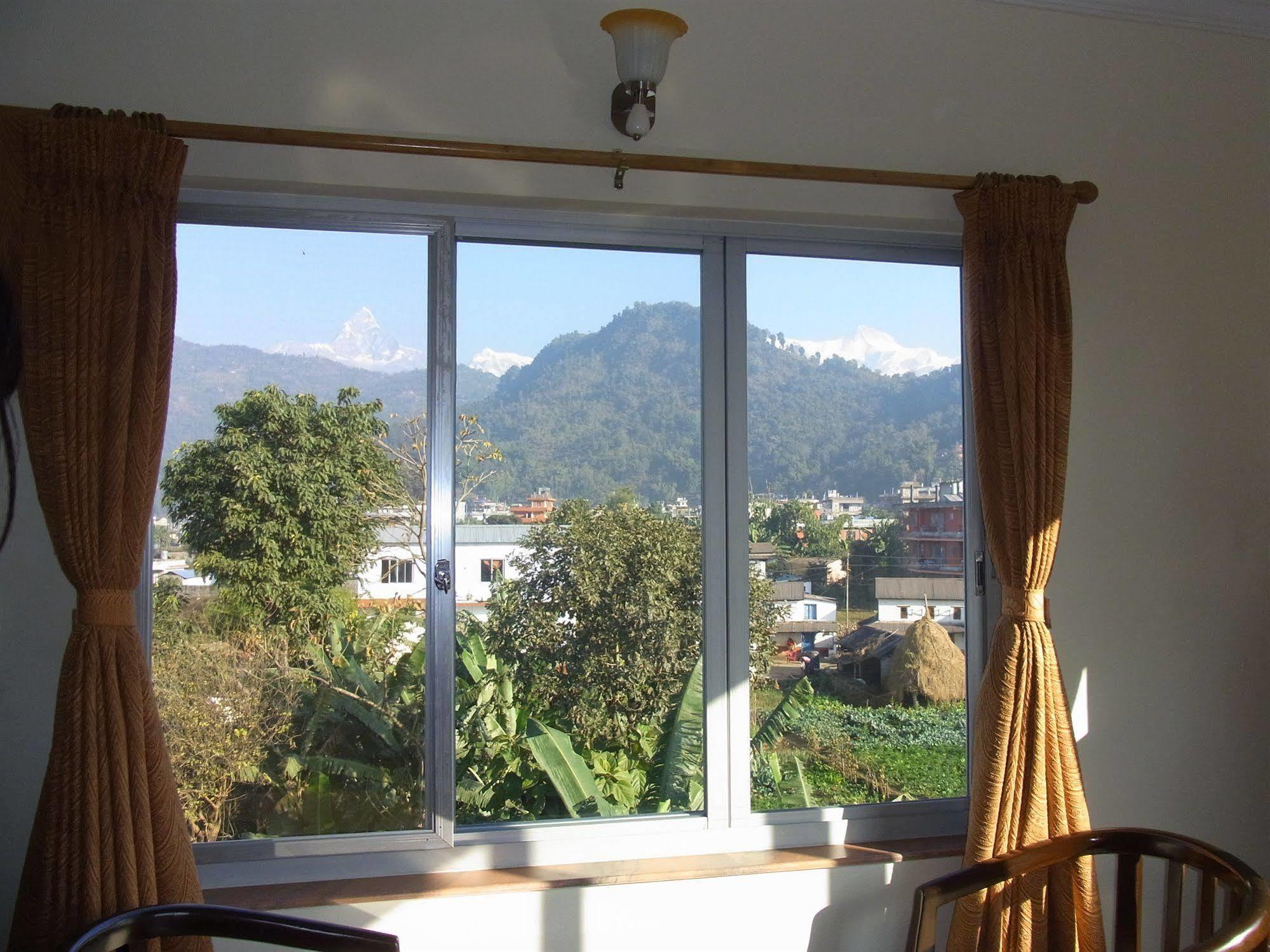 Hotel Lake Star Pokhara Zewnętrze zdjęcie