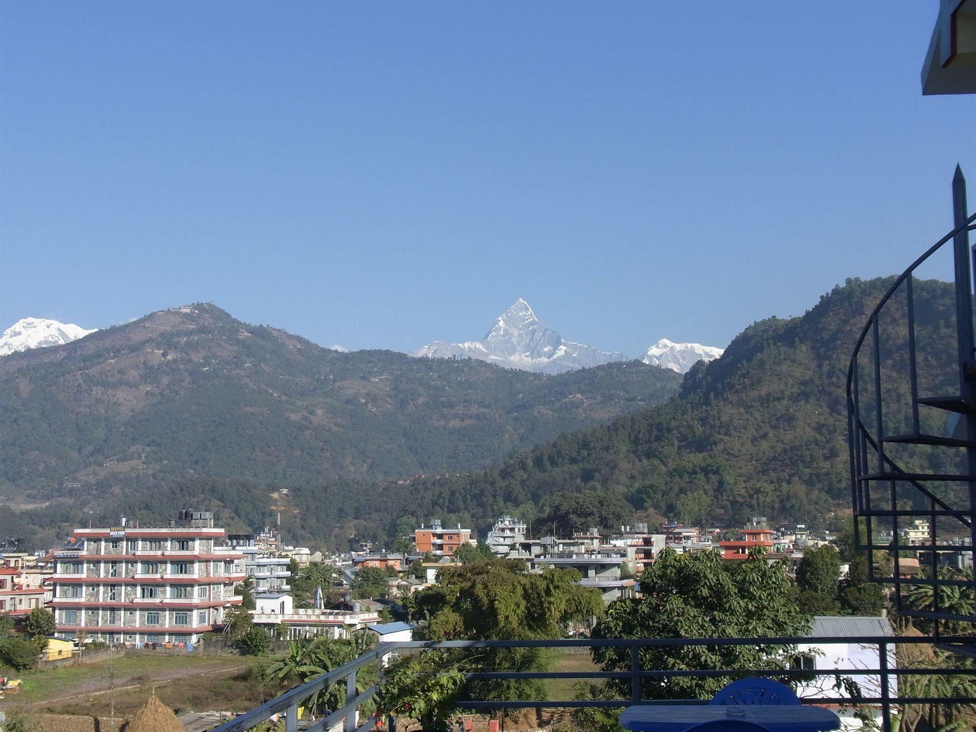 Hotel Lake Star Pokhara Zewnętrze zdjęcie