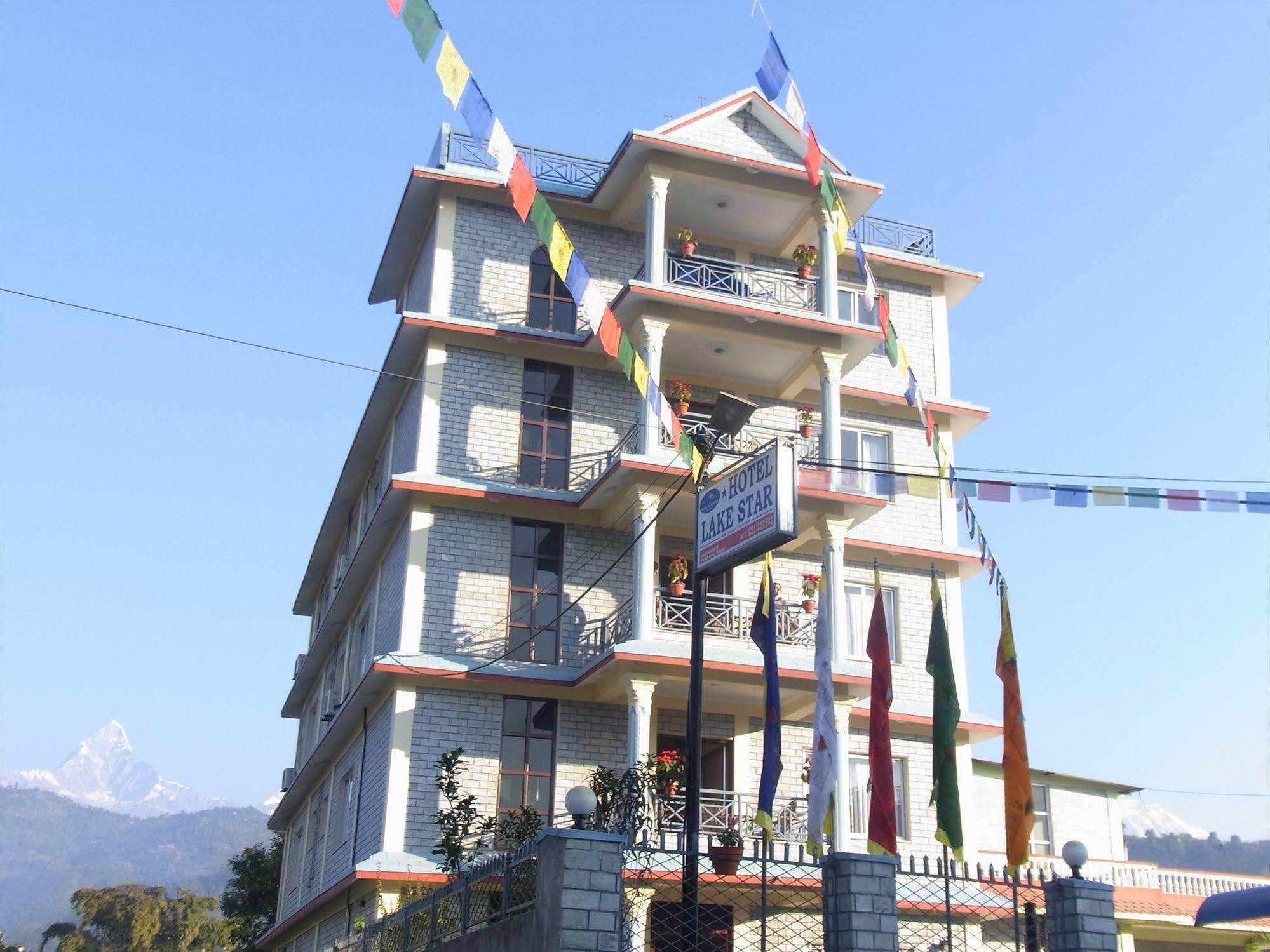 Hotel Lake Star Pokhara Zewnętrze zdjęcie