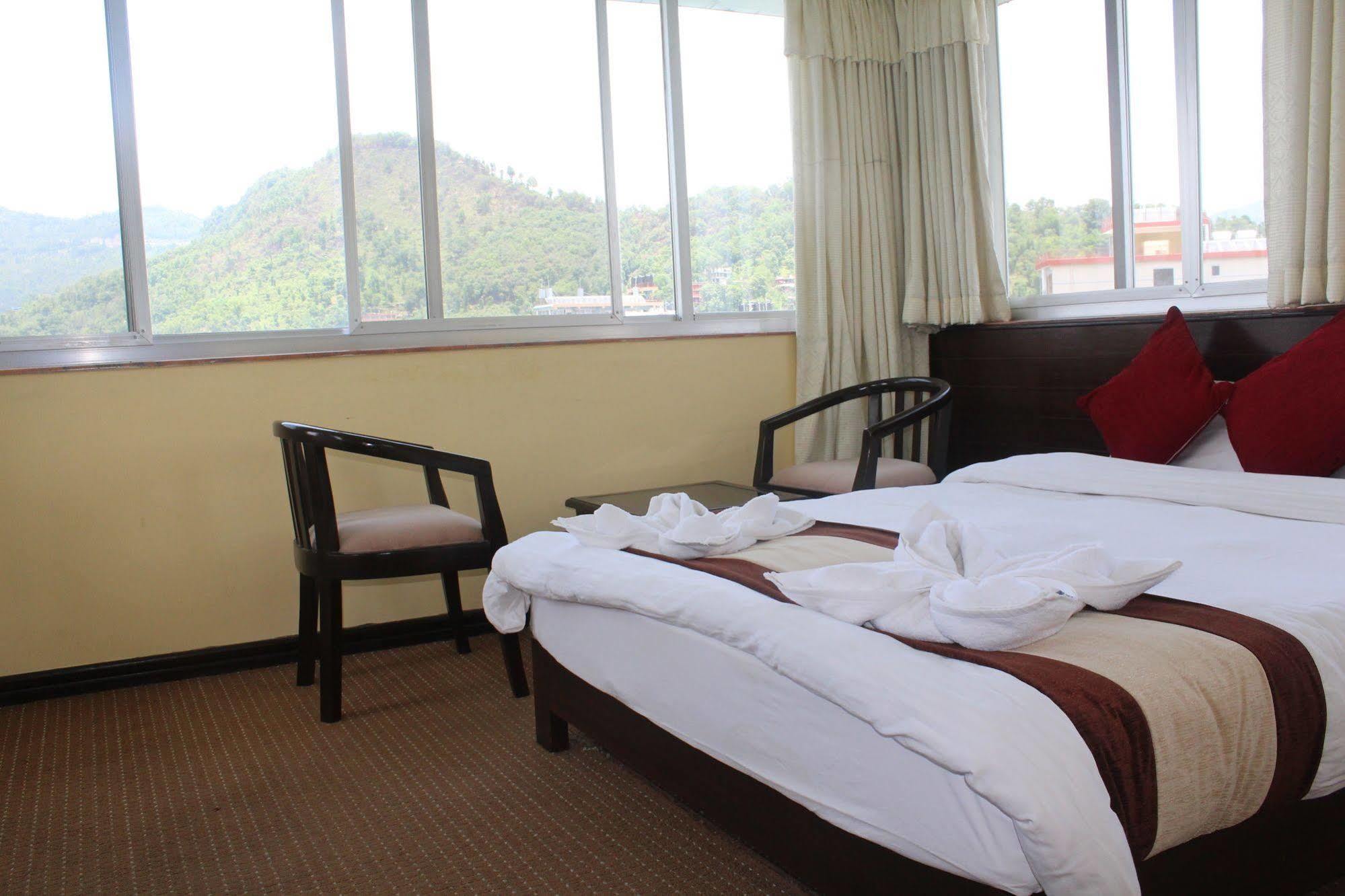 Hotel Lake Star Pokhara Zewnętrze zdjęcie