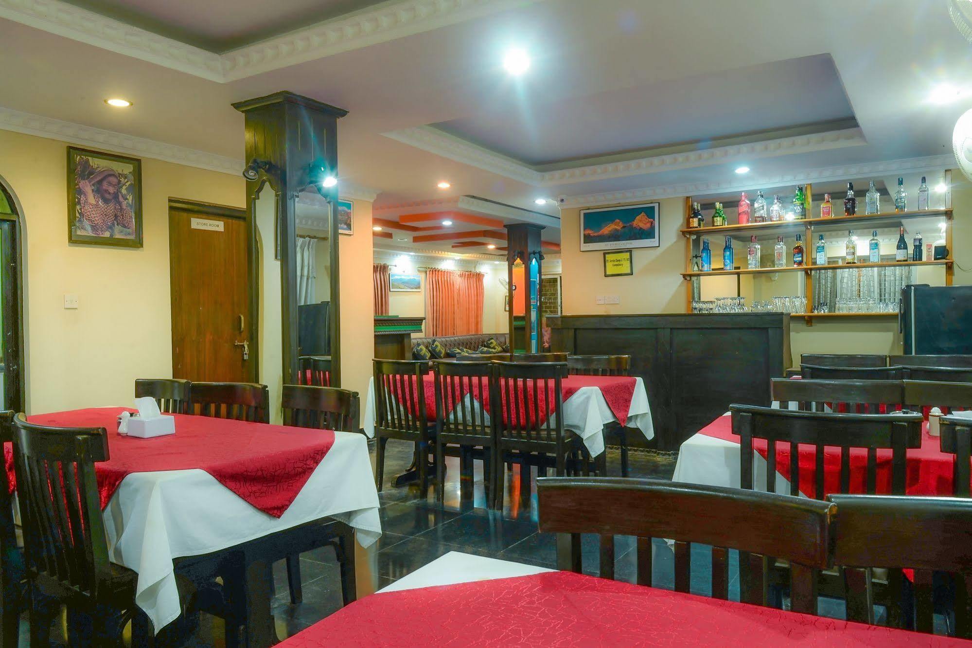 Hotel Lake Star Pokhara Zewnętrze zdjęcie