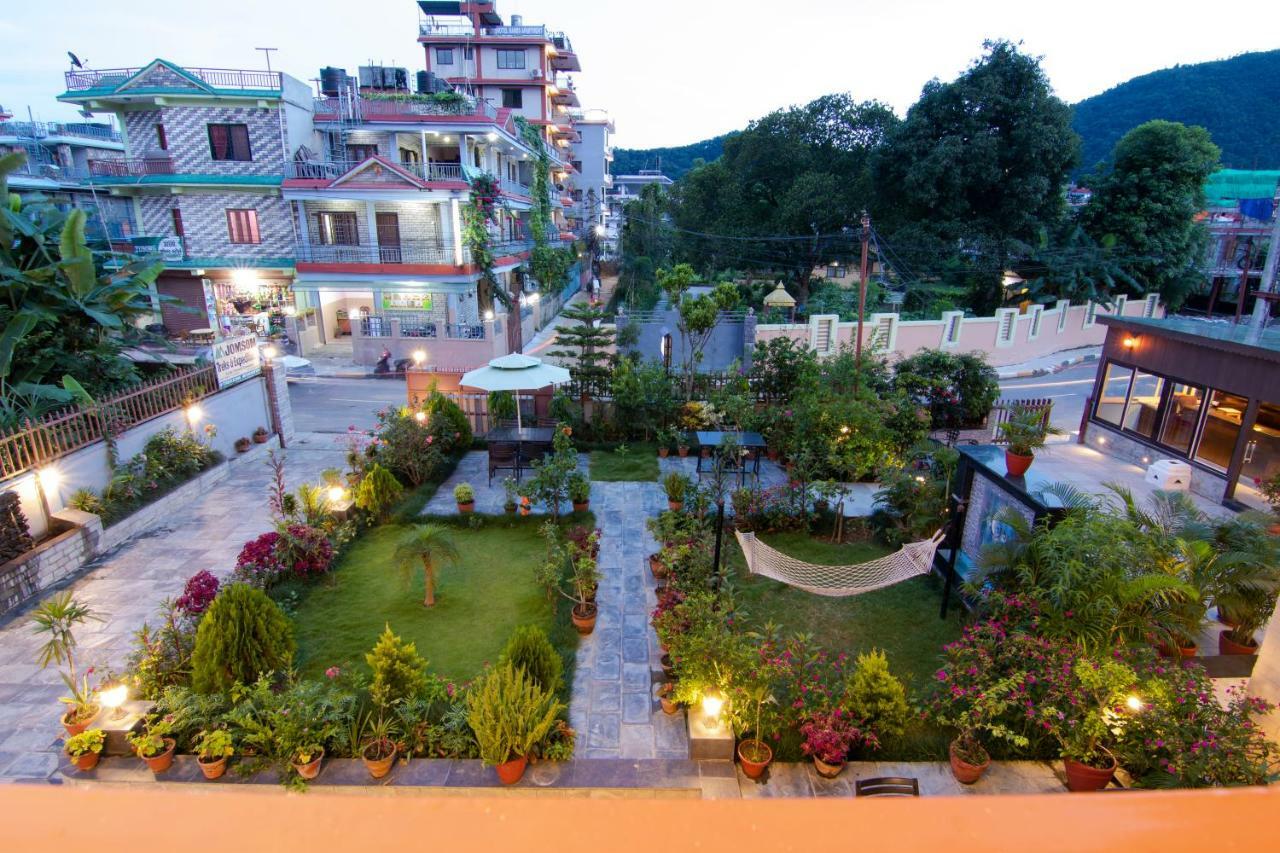 Hotel Lake Star Pokhara Zewnętrze zdjęcie
