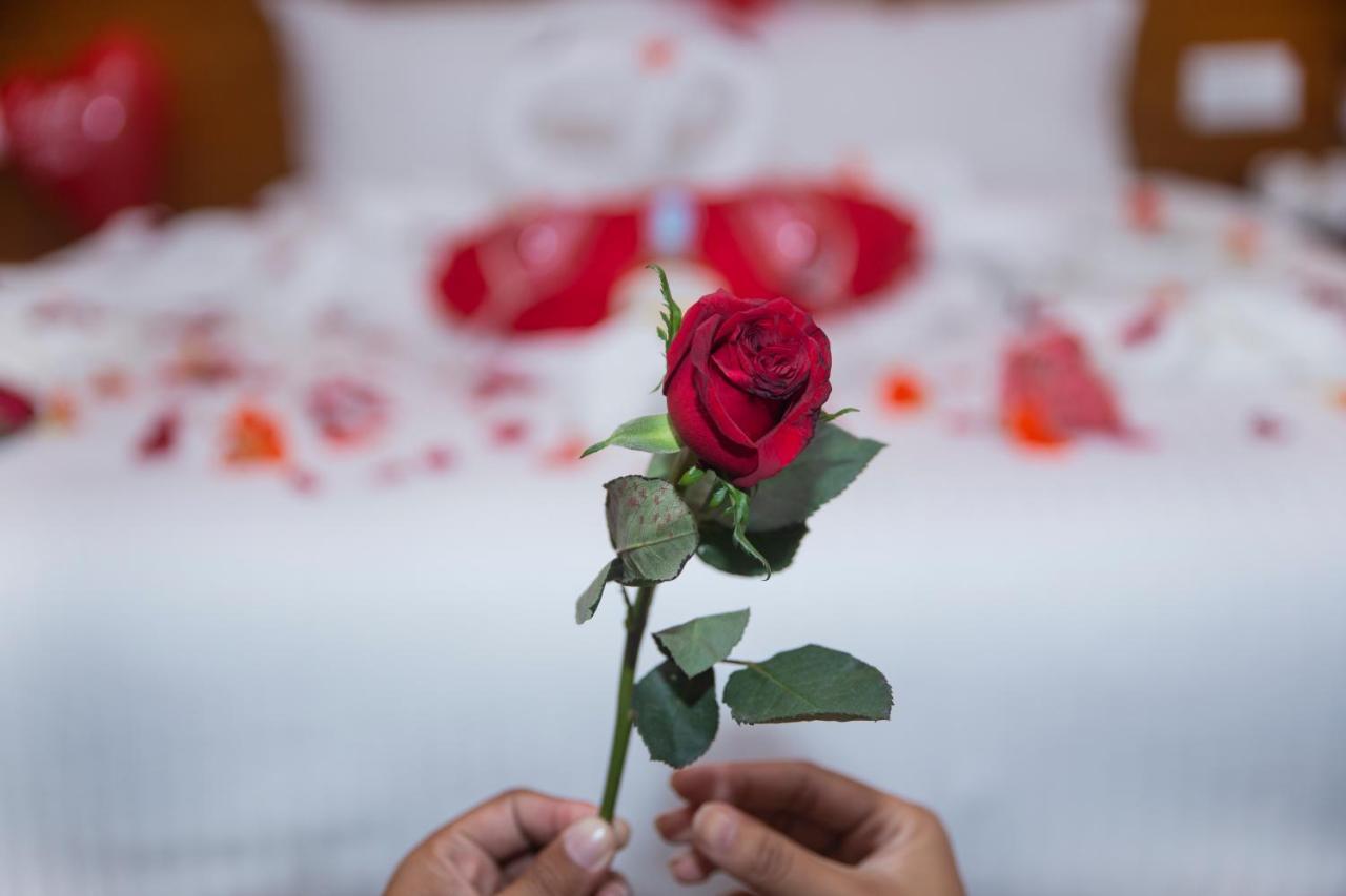 Hotel Lake Star Pokhara Zewnętrze zdjęcie